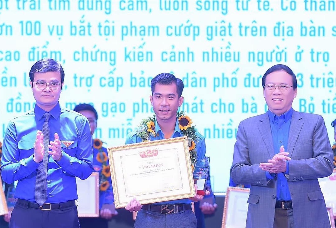 Anh Lê Trường Hải là 1 trong 20 người trẻ được nhận giải thưởng Thanh niên sống đẹp 2022 (Ảnh: Báo Thanh Niên)