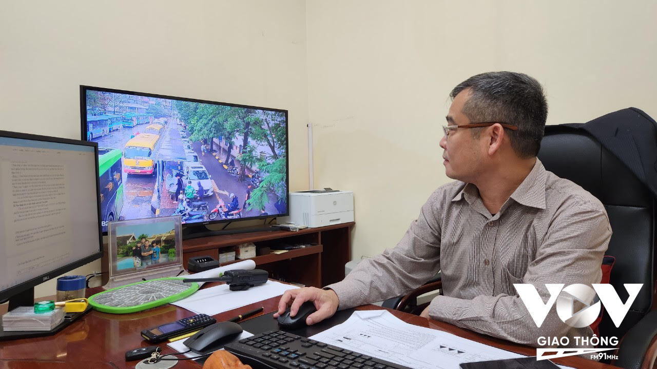 Ông Nguyễn Hoàng Tùng, Giám đốc bến xe Giáp Bát khẳng định không có chuyện gây khó cho xe công nghệ, taxi tại bến