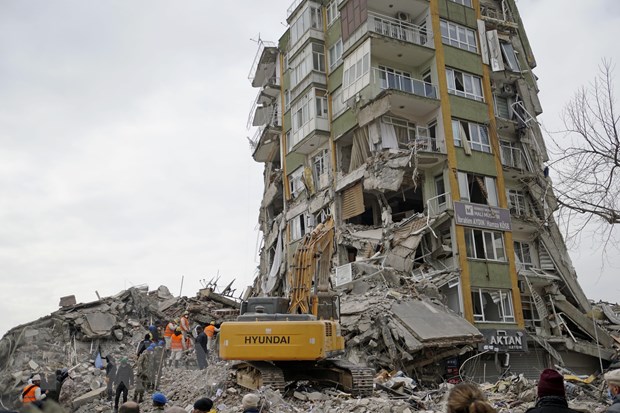 Hiện trường đổ nát trong trận động đất kinh hoàng ở Kahramanmaras, Thổ Nhĩ Kỳ ngày 10/2/2023. (Ảnh: Kyodo/TTXVN)