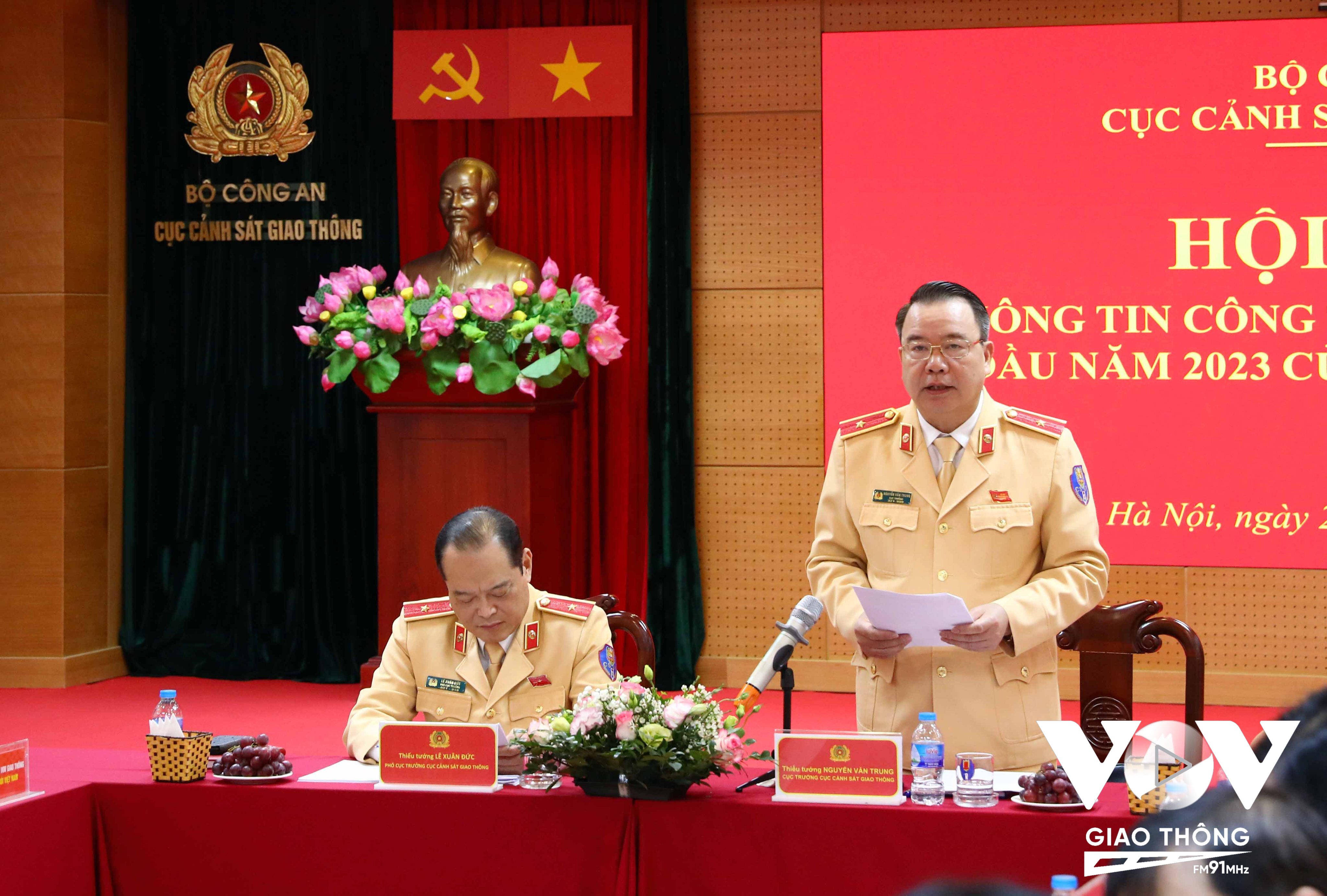 Thiếu tướng Nguyễn Văn Trung, Cục trưởng Cục CSGT (Bộ Công an) phát biểu tại hội nghị