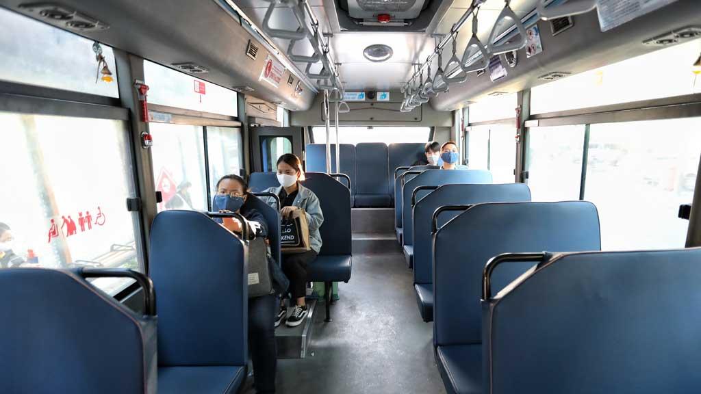 Xe buýt được coi là phương tiện tiếp cận chủ đạo và phải có nếu muốn metro đạt hiệu quả như kỳ vọng. Ảnh: Thanh niên
