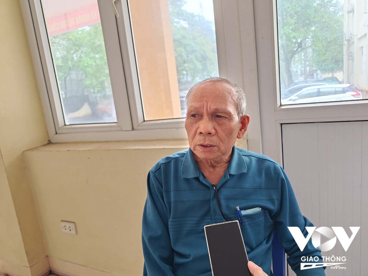 Theo ông Nguyễn Duy Hòa, Tổ trưởng Tổ dân phố số 6 phường Quảng An, đơn vị thi công và chủ đầu tư dự án cấp nước chưa có thông báo chính thức tới địa phương và người dân.