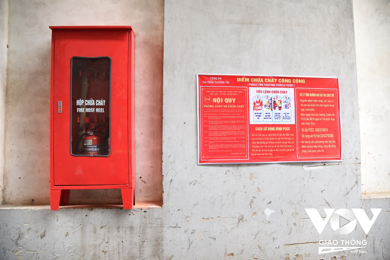 Một điểm chữa cháy công cộng với các thiết bị PCCC&CNCH tại thị trấn Thường Tín