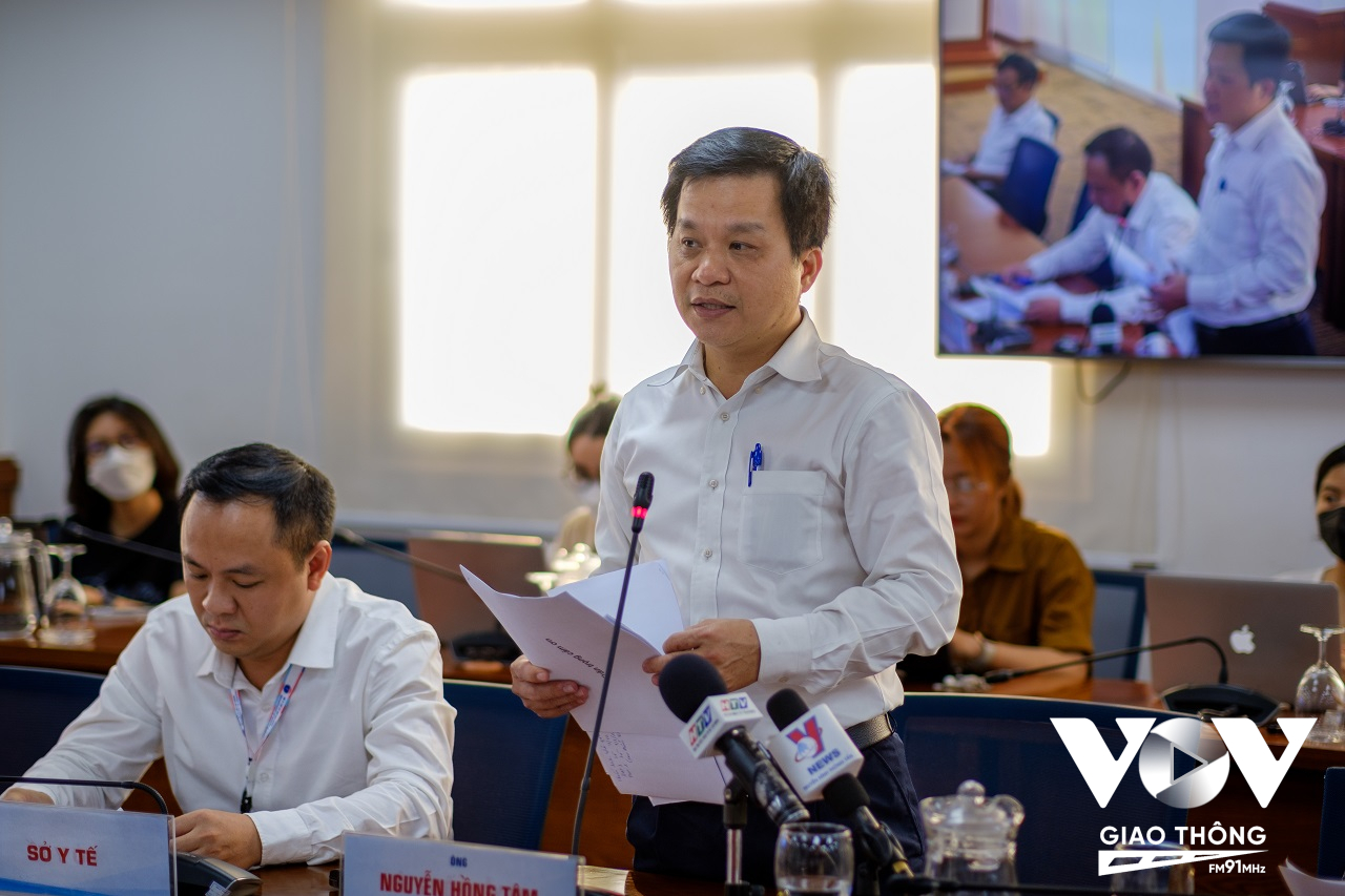Ông Nguyễn Hồng Tâm - Giám đốc HCDC thông tin tại buổi họp báo