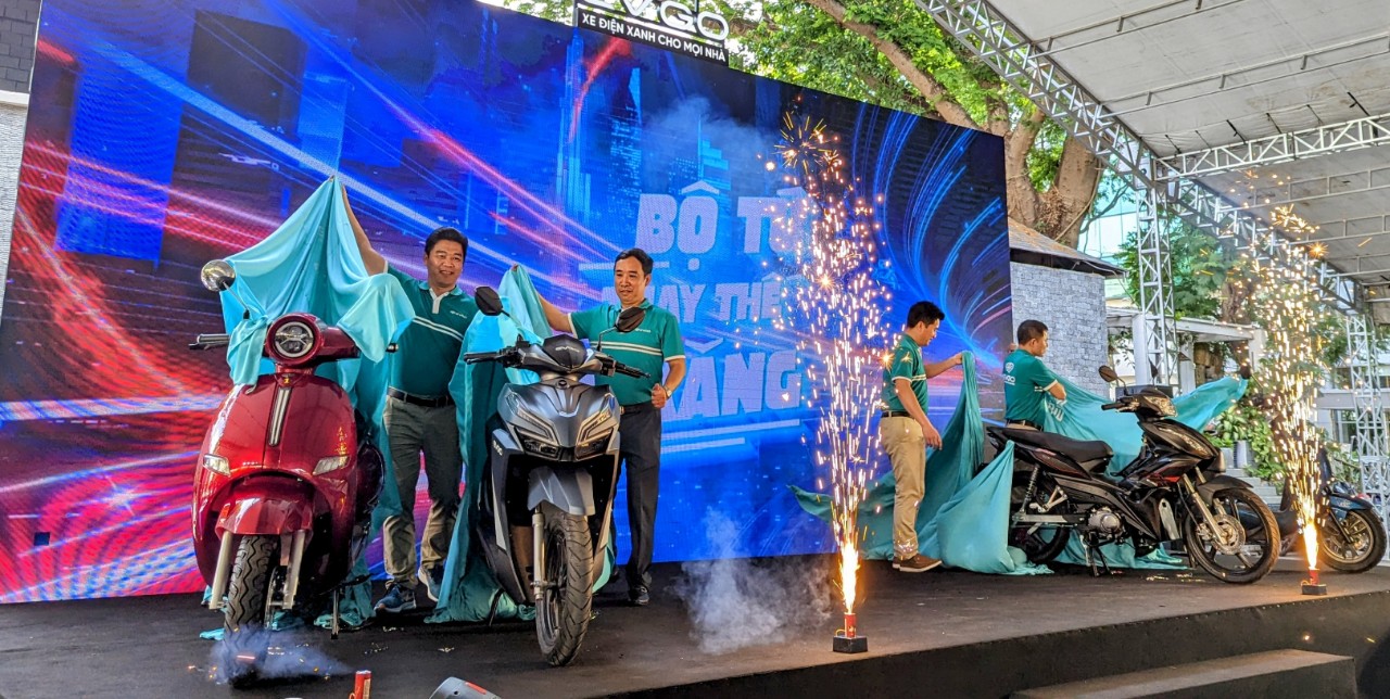 Tập đoàn Sơn Hà giới thiệu 4 mẫu xe điện hai bánh mới với chủ đề “Bộ tứ thay thế xe xăng” hôm 8/4 tại TP.HCM