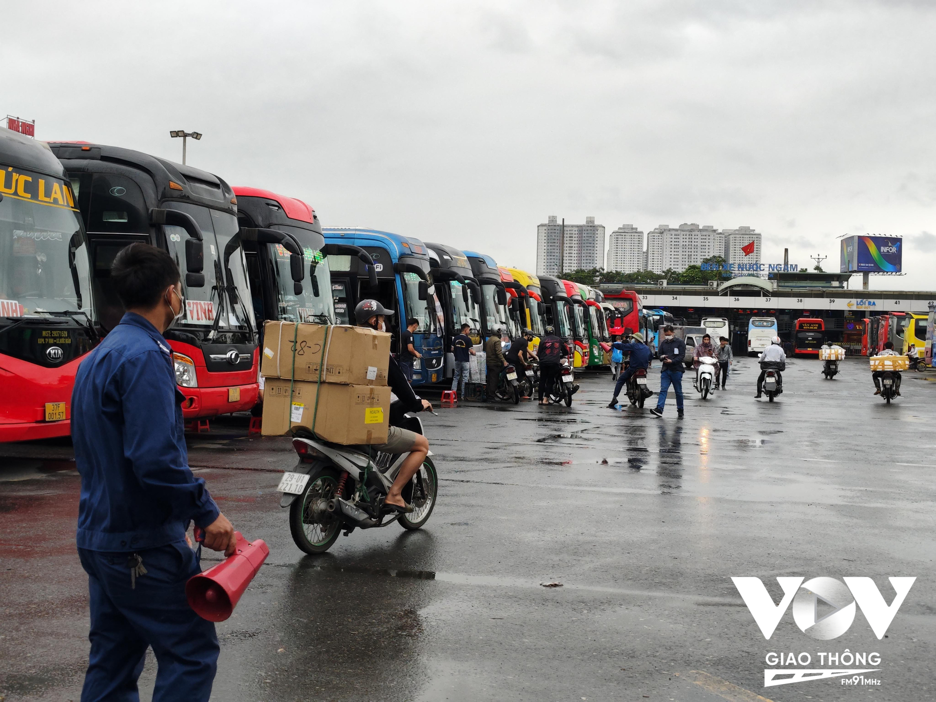 Các bến xe ở Hà Nội dự kiến lượng khách sẽ tăng từ 50 vào dịp nghỉ lễ Giỗ Tổ Hùng Vương và 30-4 1-5 sắp tới
