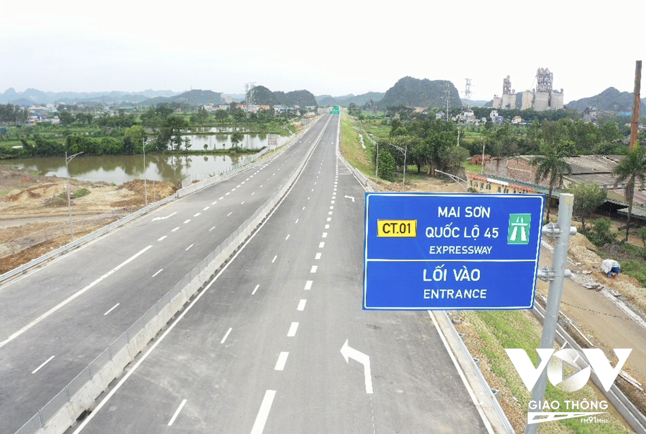 Cao tốc Mai Sơn - Quốc lộ 45 đã hoàn thành, sẵn sàng phục vụ nhân dân đi lại dịp lễ 30/4 và 1/5
