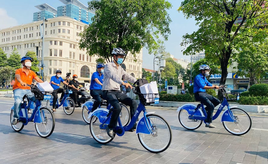 Hệ thống xe đạp công cộng đã được triển khai tại thành phố Hồ Chí Minh. Ảnh: Hà Nội mới