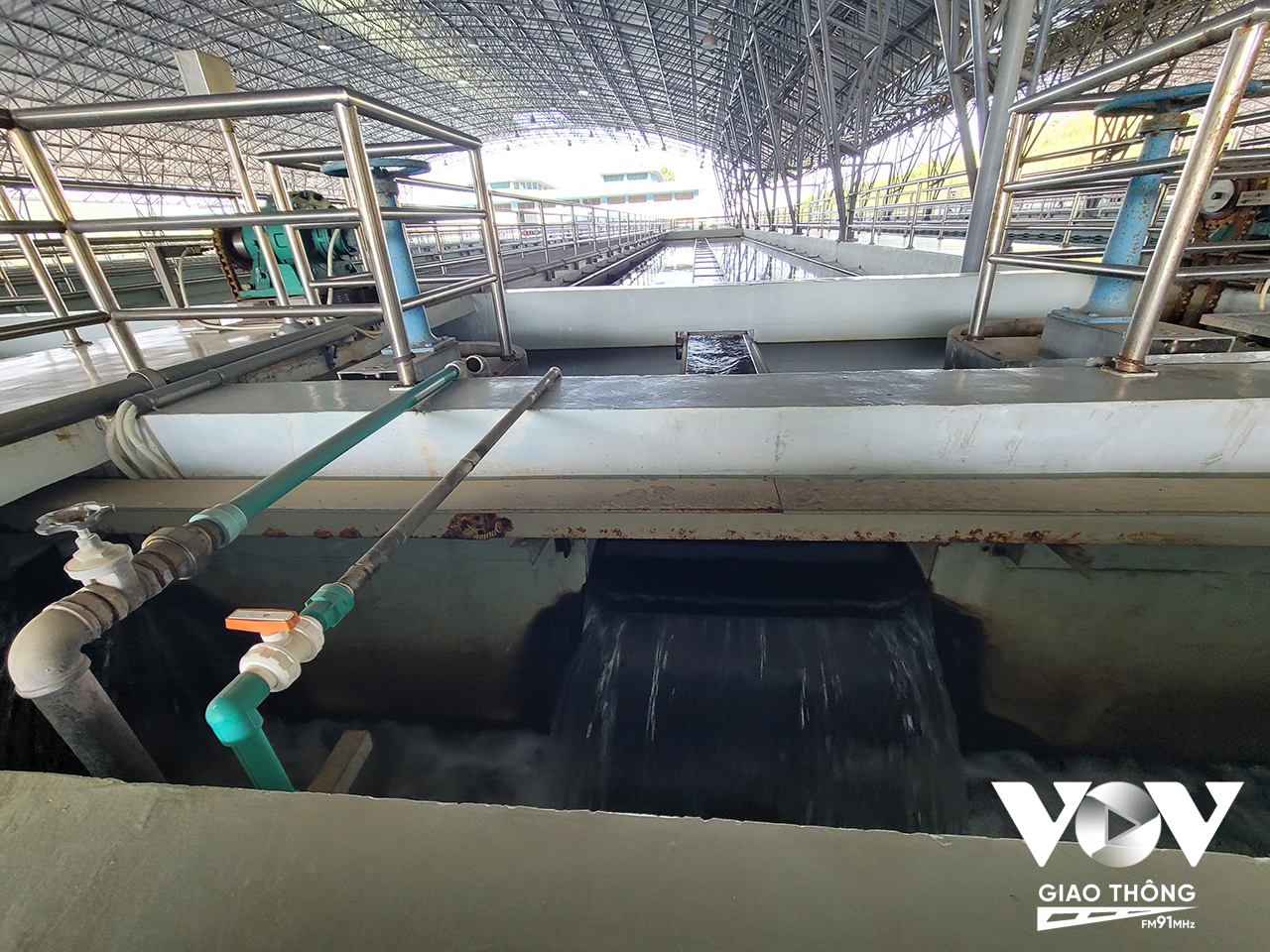 Nguồn nước đầu vào ổn định, an toàn rất quan trọng đối với các nhà máy sản xuất nước