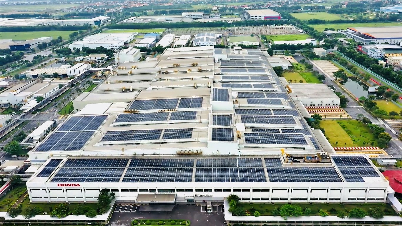 Từ đầu năm 2023, Honda Việt Nam chính thức đưa vào vận hành Hệ thống điện áp mái tại 2 nhà máy Vĩnh Phúc và Hà Nam, đóng góp vào mục tiêu Trung hòa Carbon