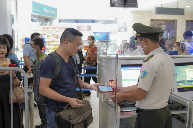 13 cửa khẩu hàng không cho phép người nước ngoài nhập cảnh, xuất cảnh bằng thị thực điện tử - Ảnh minh họa baochinhphu