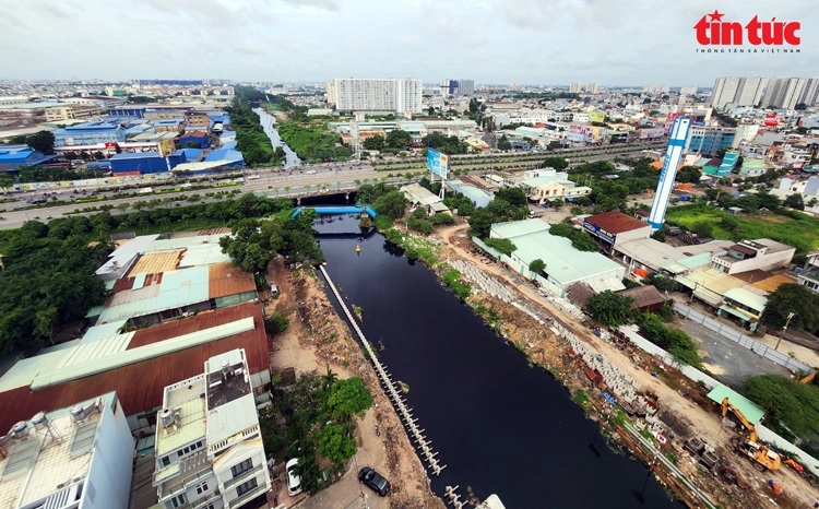 Dự án đi qua địa bàn 7 quận, huyện tại TP Hồ Chí Minh, gồm: Quận 12, Bình Tân, Tân Phú, Tân Bình, Gò Vấp, Bình Thạnh và huyện Bình Chánh với tổng mức đầu tư 8.200 tỷ đồng, thực hiện trong giai đoạn 2021 - 2025.