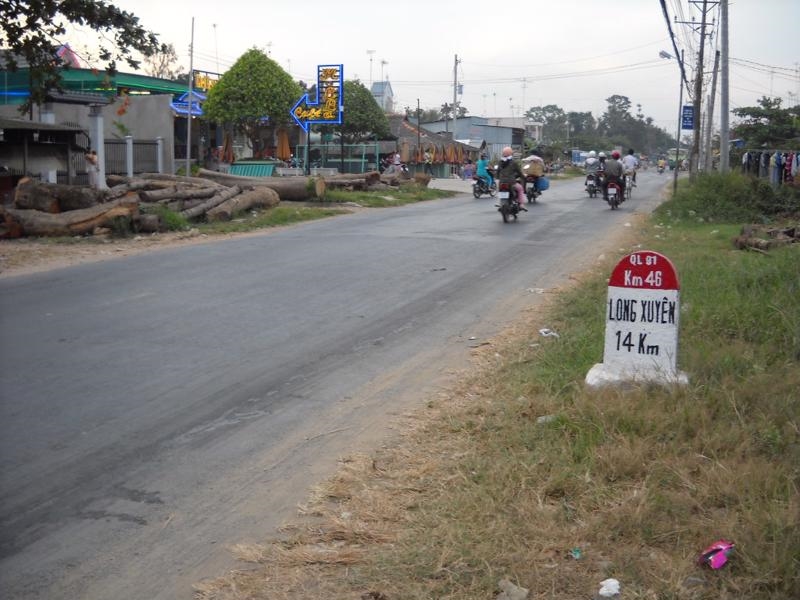 Tuyến quốc lộ 91B đã xuống cấp trầm trọng sau một thời gian ngắn đưa vào sử dụng (Ảnh: dangcongsan.vn)