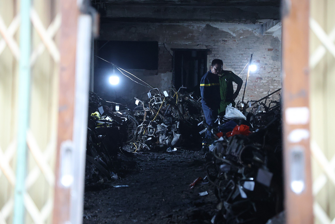 Hiện trường vụ cháy 'chung cư mini' đêm 12/9 khiến 56 người thiệt mạng.