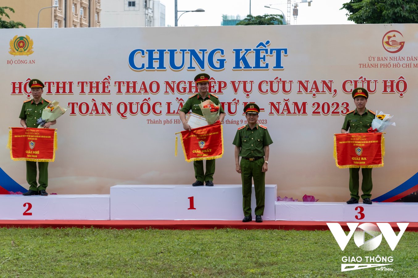 Kết quả sau 2 ngày thi đấu, Công an TpHCM đã xuất sắc về nhất toàn đoàn, xếp thứ 2 là đoàn công an Tỉnh Sơn La và đoàn Công an Tỉnh Nam Định đứng vị trí thứ 3.