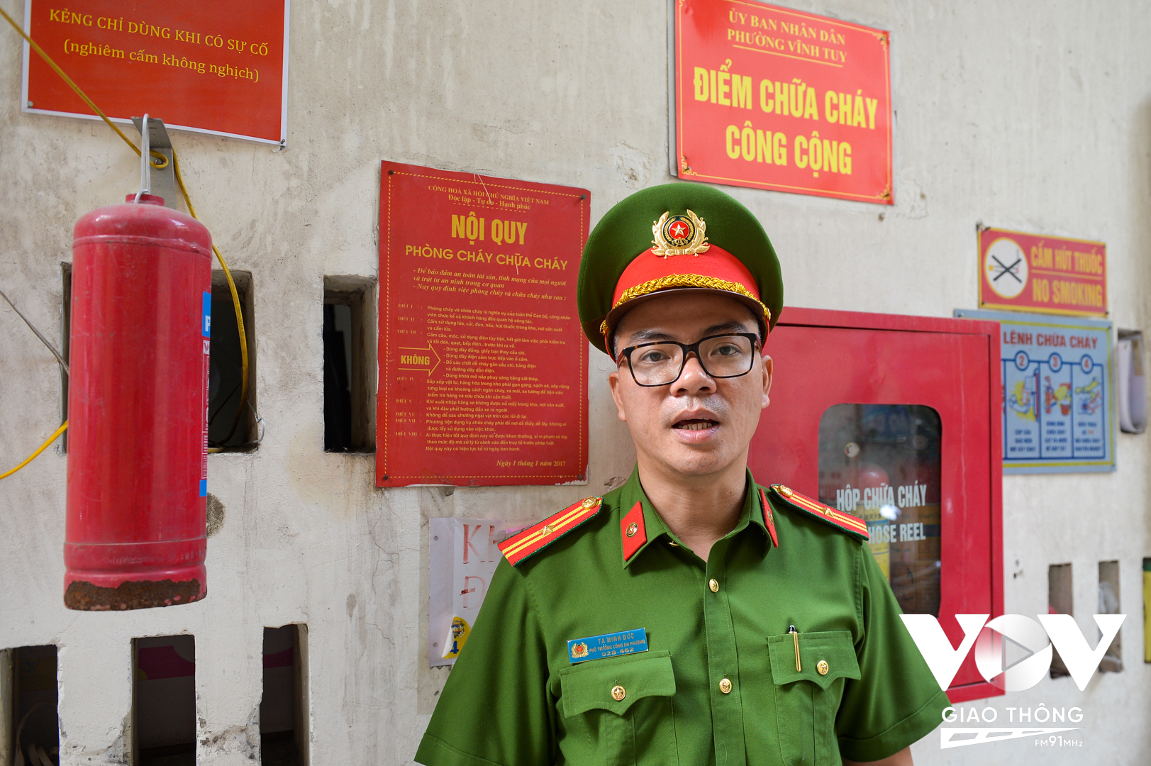 Thiếu tá Tạ Minh Đức – Phó trưởng Công an phường Vĩnh Tuy, quận Hai Bà Trưng, Hà Nội.