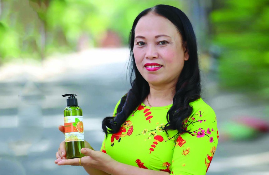 Nữ doanh nhân Trịnh Thị Hồng - nhà sáng lập Công ty Minh Hồng Biotech