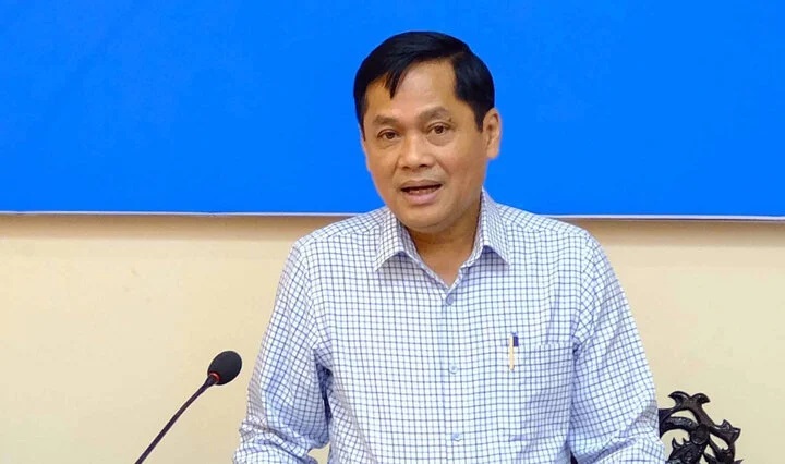 Khi giữ cương vị Phó Chủ tịch UBND thành phố Cần Thơ, ông Nguyễn Văn Hồng được giao phụ trách chỉ đạo các lĩnh vực: tài chính, ngân sách, quản lý công sản và quỹ nhà ở thuộc sở hữu nhà nước của thành phố.
