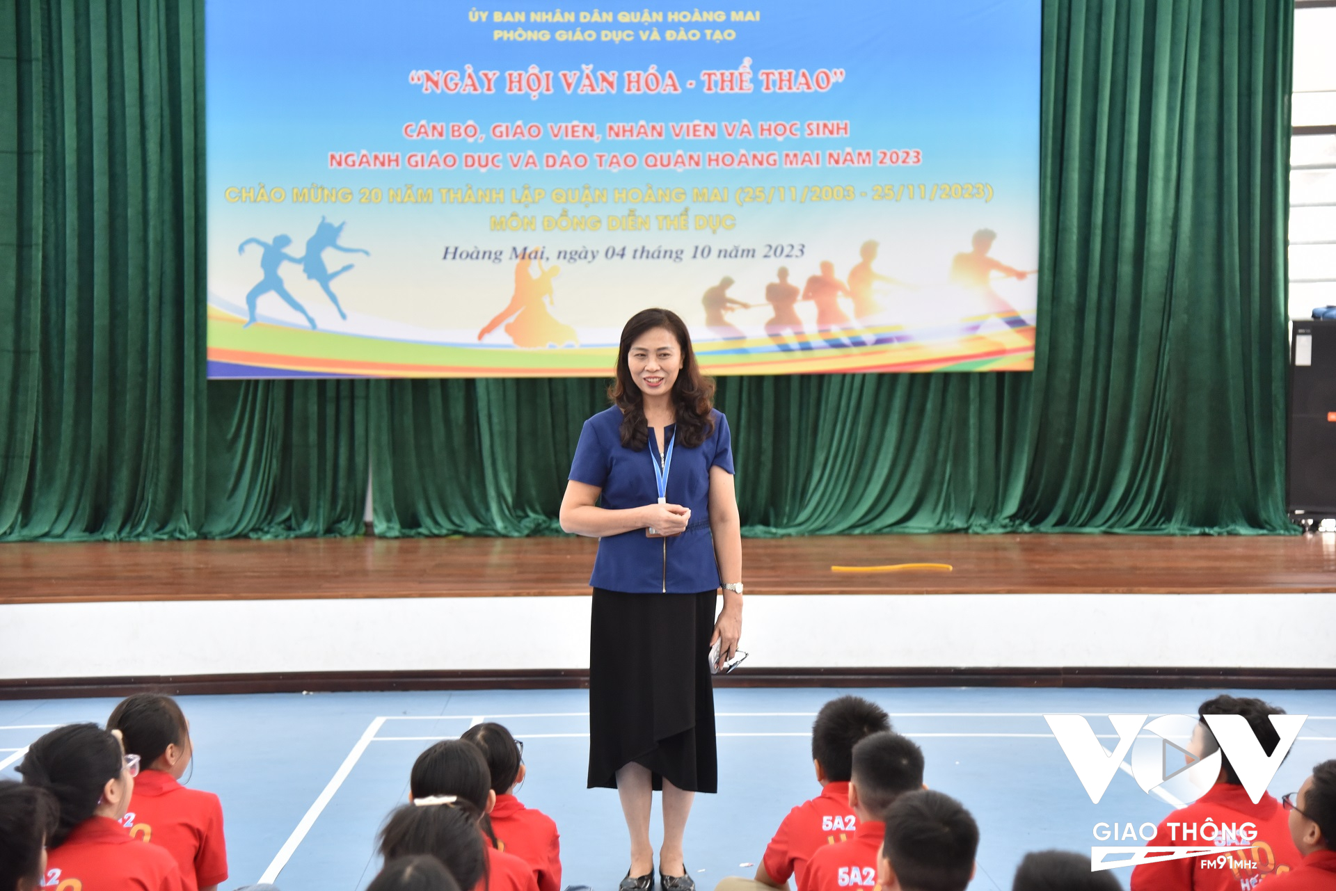 Theo cô giáo Bùi Thị Thu Thanh – Hiệu trưởng trường Tiểu học Tân Mai, các em học sinh luôn rất hào hứng khi được hướng dẫn các kỹ năng về phòng cháy chữa cháy và cứu nạn cứu hộ