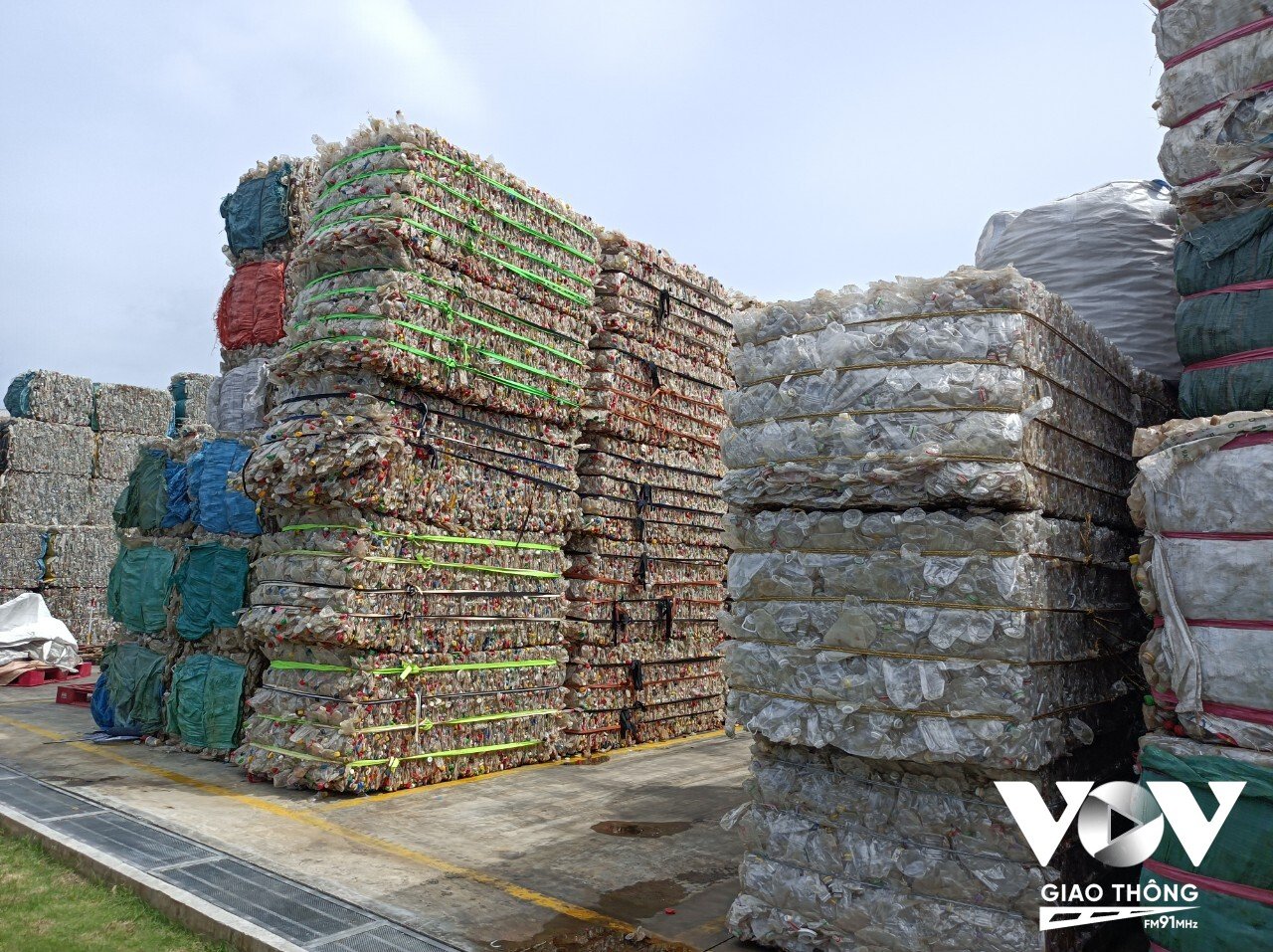 Trong năm ngoái, nhà máy nhựa tái chế Duy Tân đã tái chế hơn 1,3 tỷ chai nhựa được thu gom trong nước