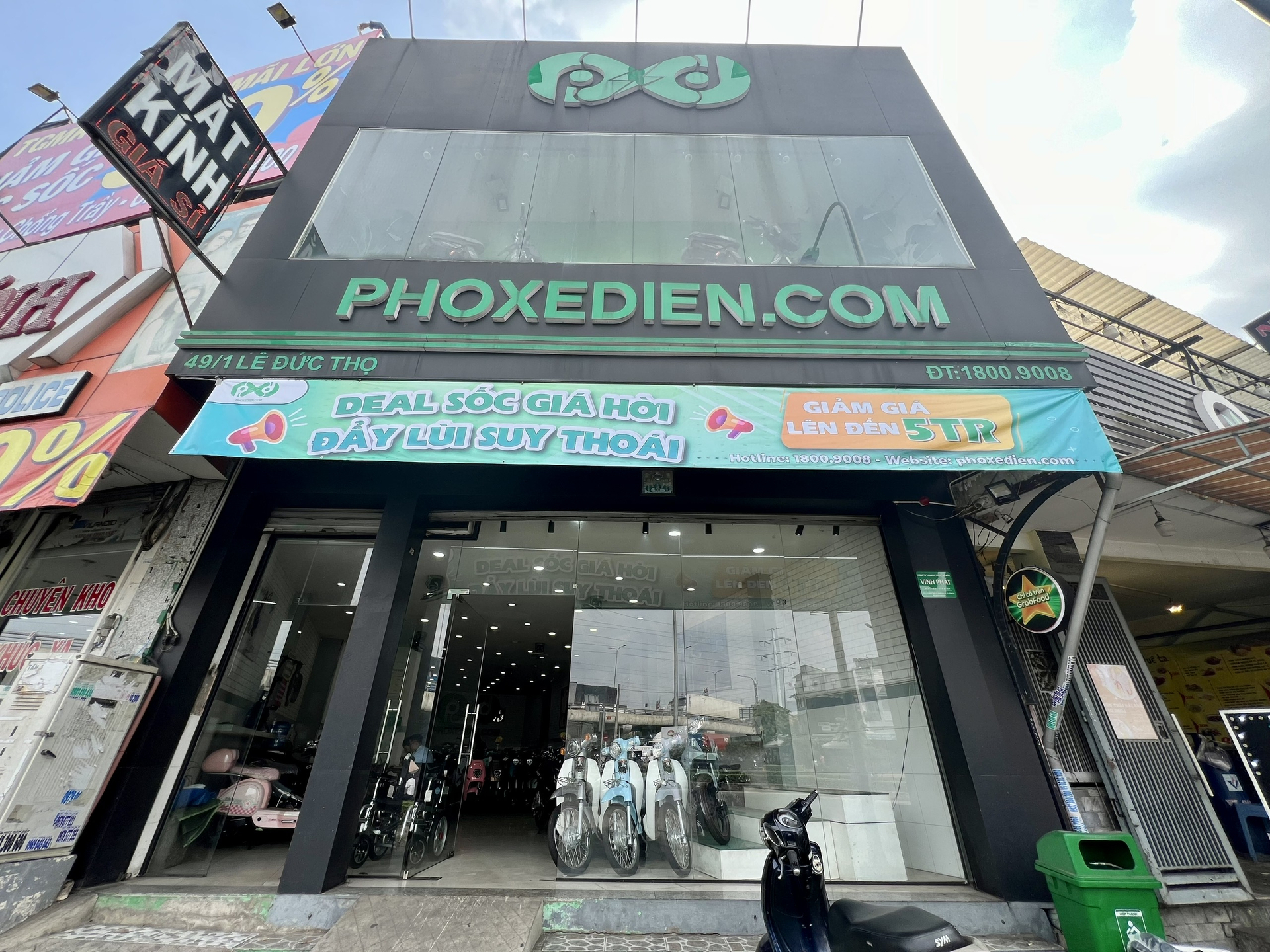 Địa chỉ phoxedien.com tại số 49/1 Lê Đức Thọ, phường Thới An, đây cũng là địa chỉ Công ty TNHH xe điện xe máy Vinh Phát