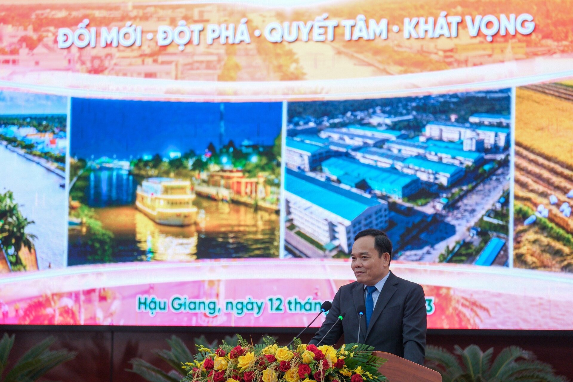 Phó Thủ tướng Trần Lưu Quang chỉ đạo tại Hội nghị