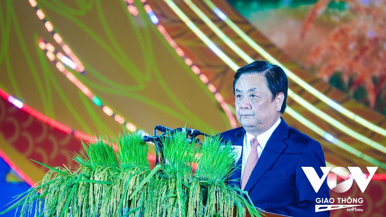 Bộ trưởng Bộ Nông nghiệp và Phát triển nông thôn Lê Minh Hoan phát biểu tại Lễ khai mạc