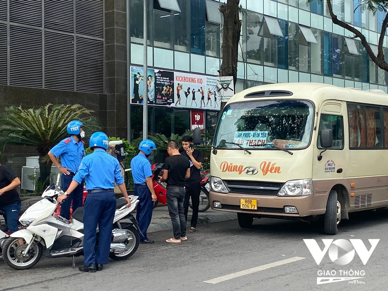 Trong năm 2023, Thanh tra GTVT Hà Nội xử phạt gần 14.000 trường hợp vi phạm trật tự an toàn giao thông
