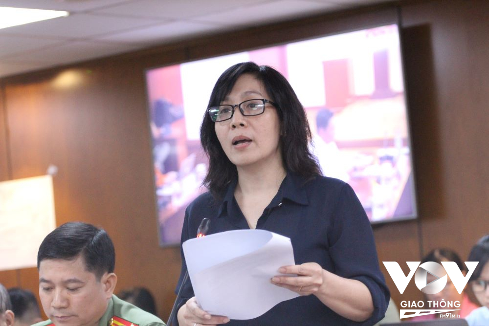 Bà Nguyễn Hồng Hà, Phó Trưởng phòng Lao động, tiền lương và bảo hiểm xã hội