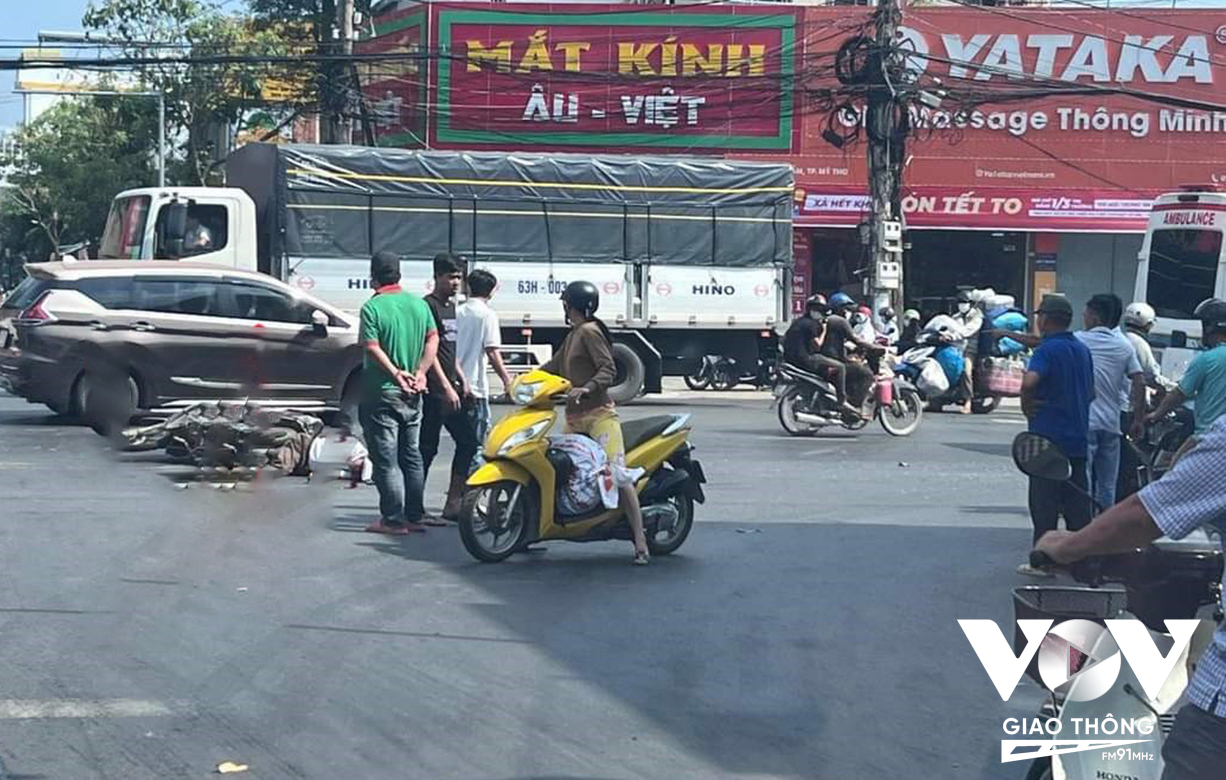 Tai nạn tại giao lộ Nguyễn Thị Thập – Nguyễn Công Bình