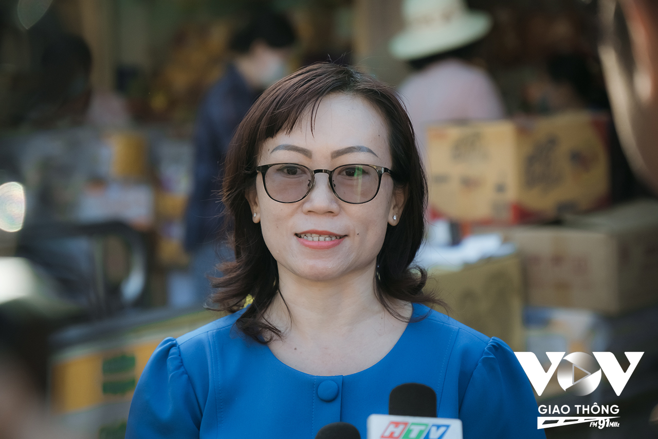 Bà Nguyễn Thị Ngọc Châu – Phó trưởng Ban quản lý chợ Bình Tây cho biết sức mua năm nay giảm khá nhiều so với những năm trước.