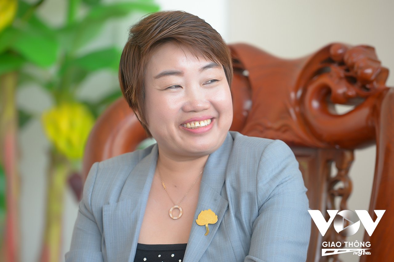 Bà Đinh Thị Thu Hiền, Phó Tổng giám đốc Tập đoàn Xuân Khiêm- không đặt nặng lỗ lãi khi đầu tư xây dựng trạm