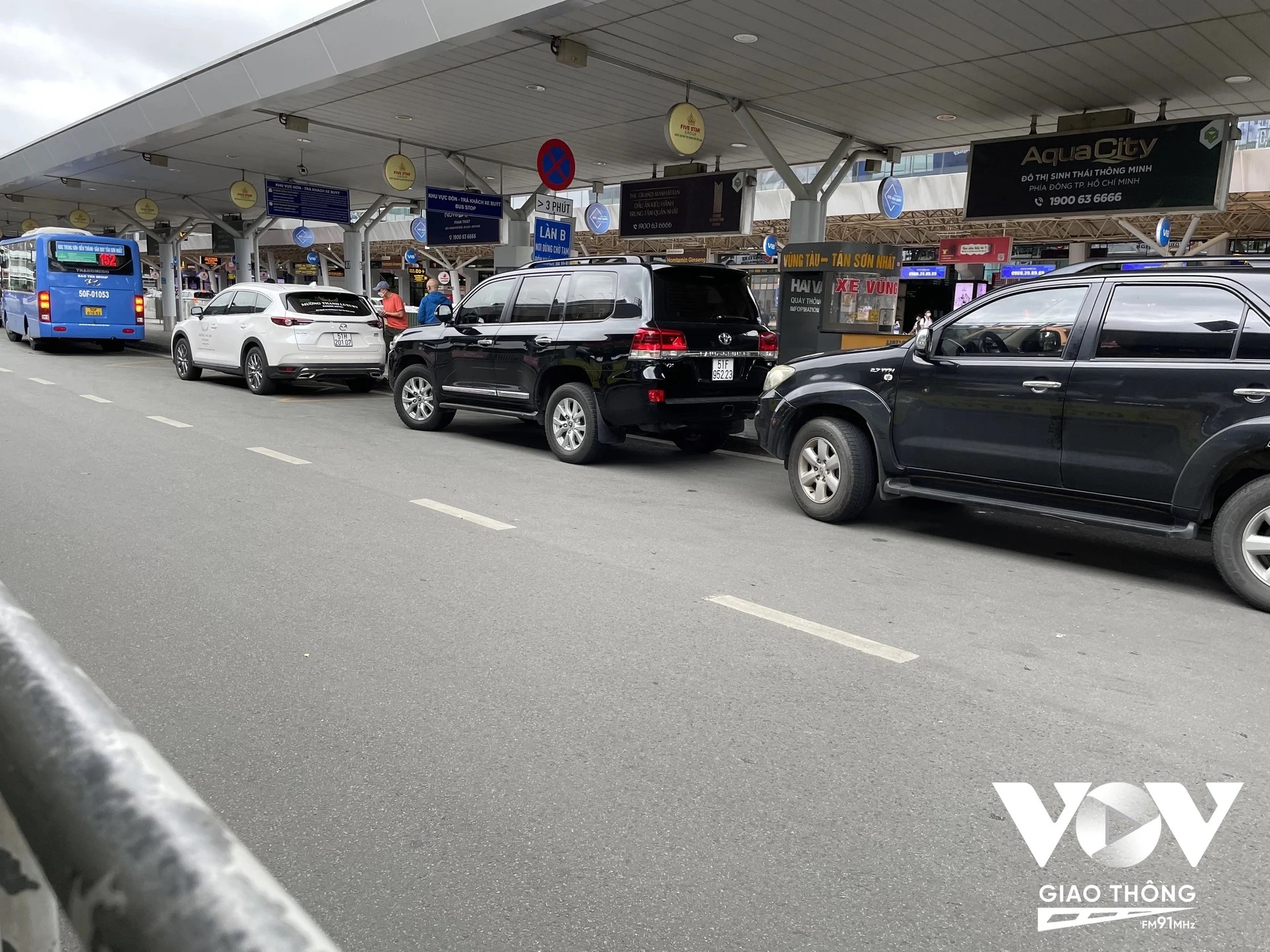 Sân bay Nội Bài và Tân Sơn Nhất bắt đầu thu phí không dừng từ ngày 6/2 đến 7/3