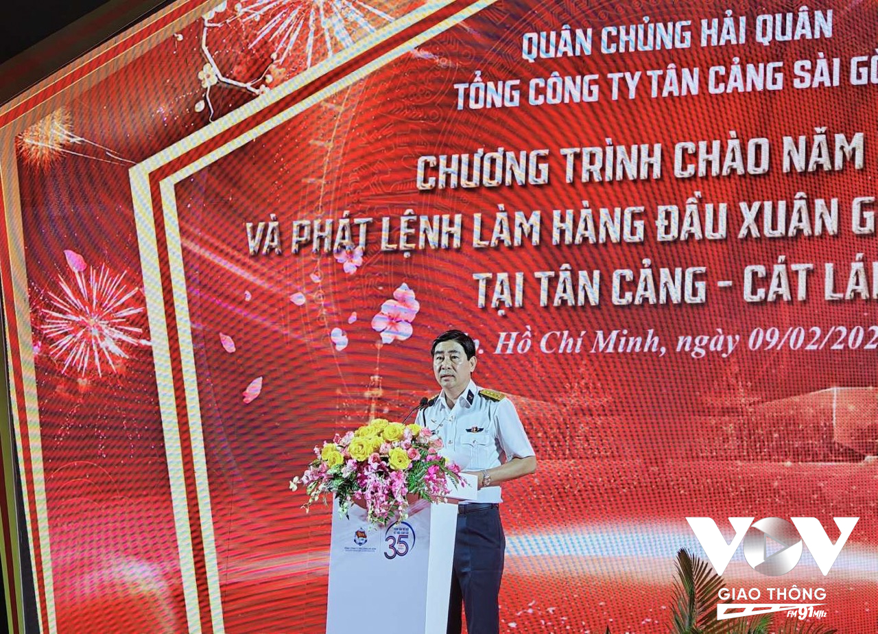 Đại tá Ngô Minh Thuấn - Tổng Giám đốc Tổng công ty Tân cảng Sài Gòn