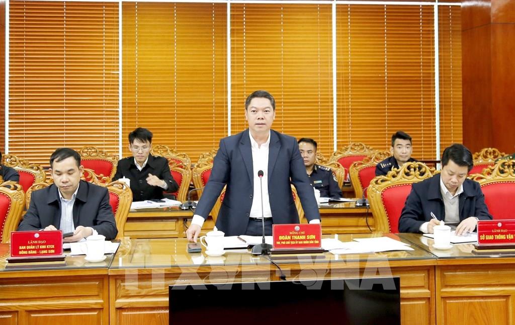 Phó Chủ tịch UBND tỉnh Lạng Sơn Đoàn Thanh Sơn phát biểu tại buổi làm việc. Ảnh: Quang Duy – TTXVN