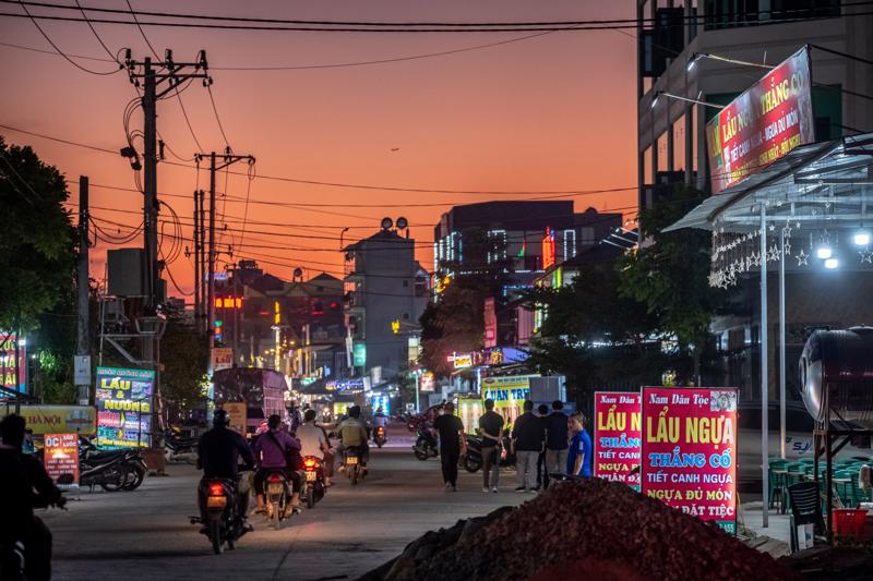Trong số các nền kinh tế mới nổi và đang phát triển ở khu vực châu Á, Việt Nam nằm trong top 5... (Ảnh: Bloomberg)