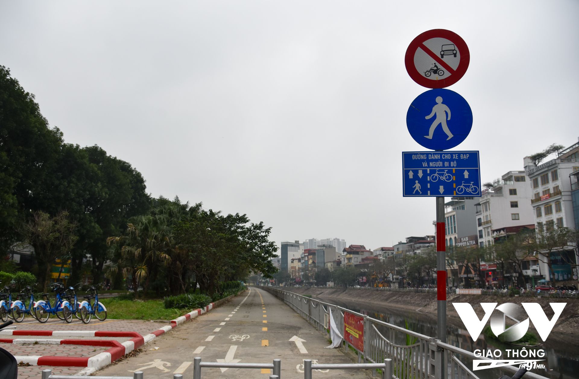 Ngày 1/2, Sở GTVT Hà Nội thí điểm tuyến đường ưu tiên cho xe đạp “Đường ven sông Tô Lịch”