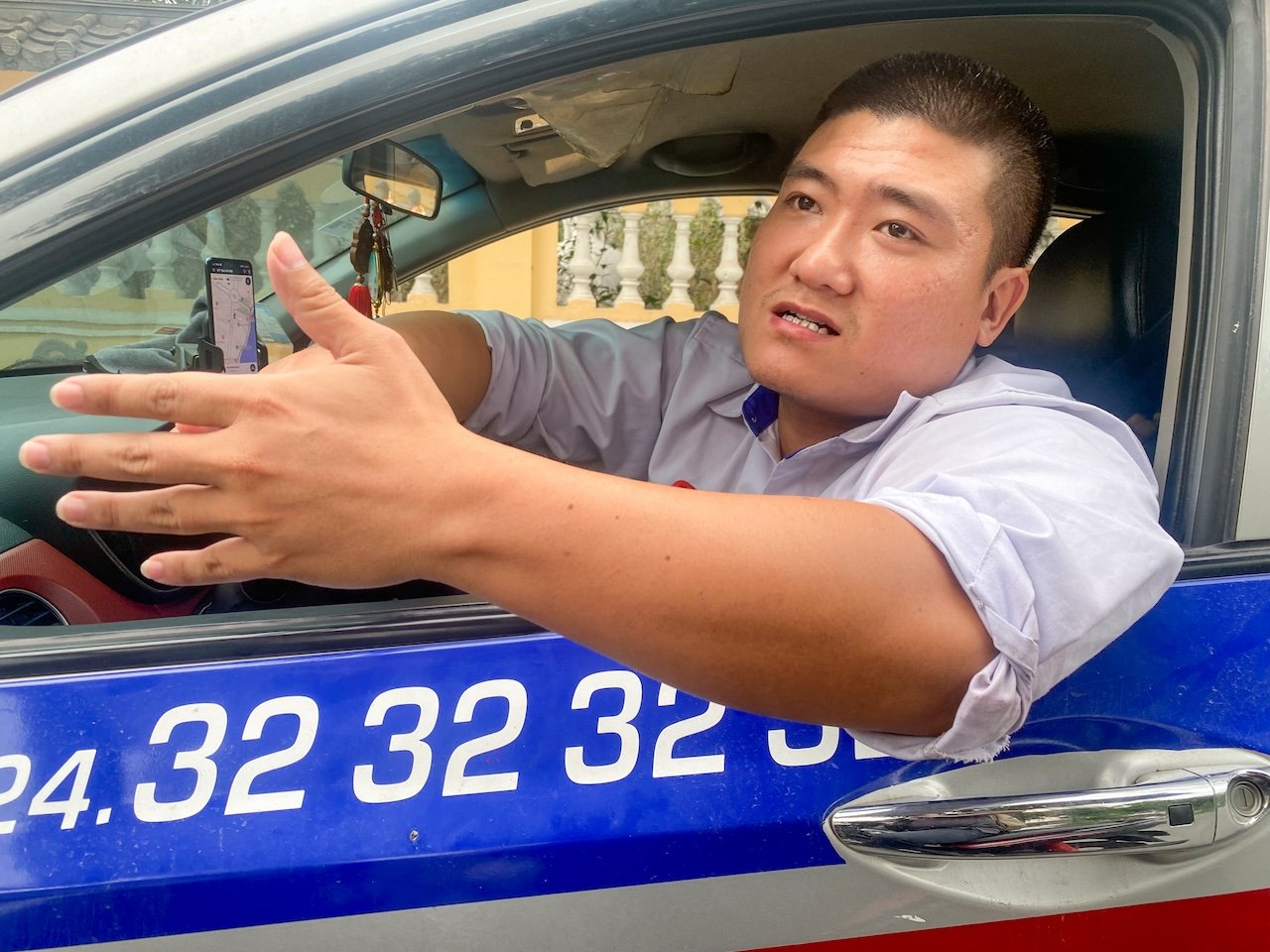 Anh Ngô Minh Hoàng, lái xe hãng taxi G7