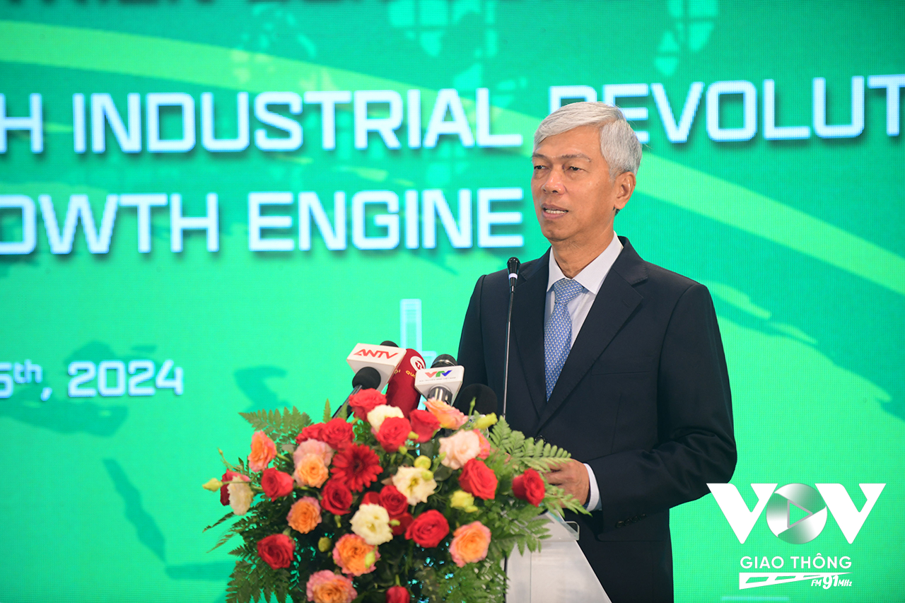 Ông Võ Văn Hoan – Phó chủ tịch UBND TPHCM phát biểu khai mạc