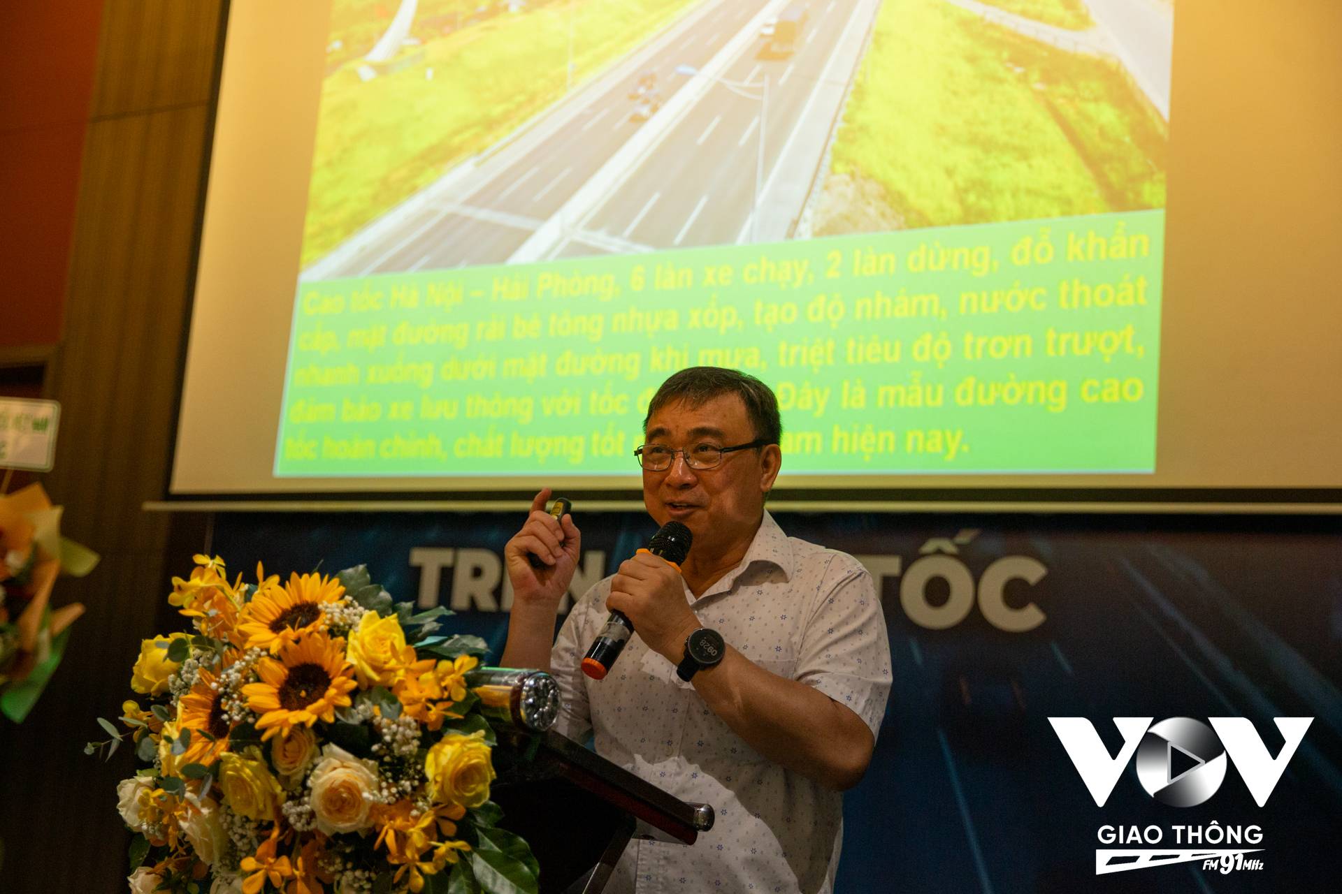 Ông Đặng Văn Chung - Đại diện Hiệp hội vận tải ô tô Việt Nam, Nguyên Phó Vụ trưởng Vụ ATGT, Tổng cục đường bộ Việt Nam