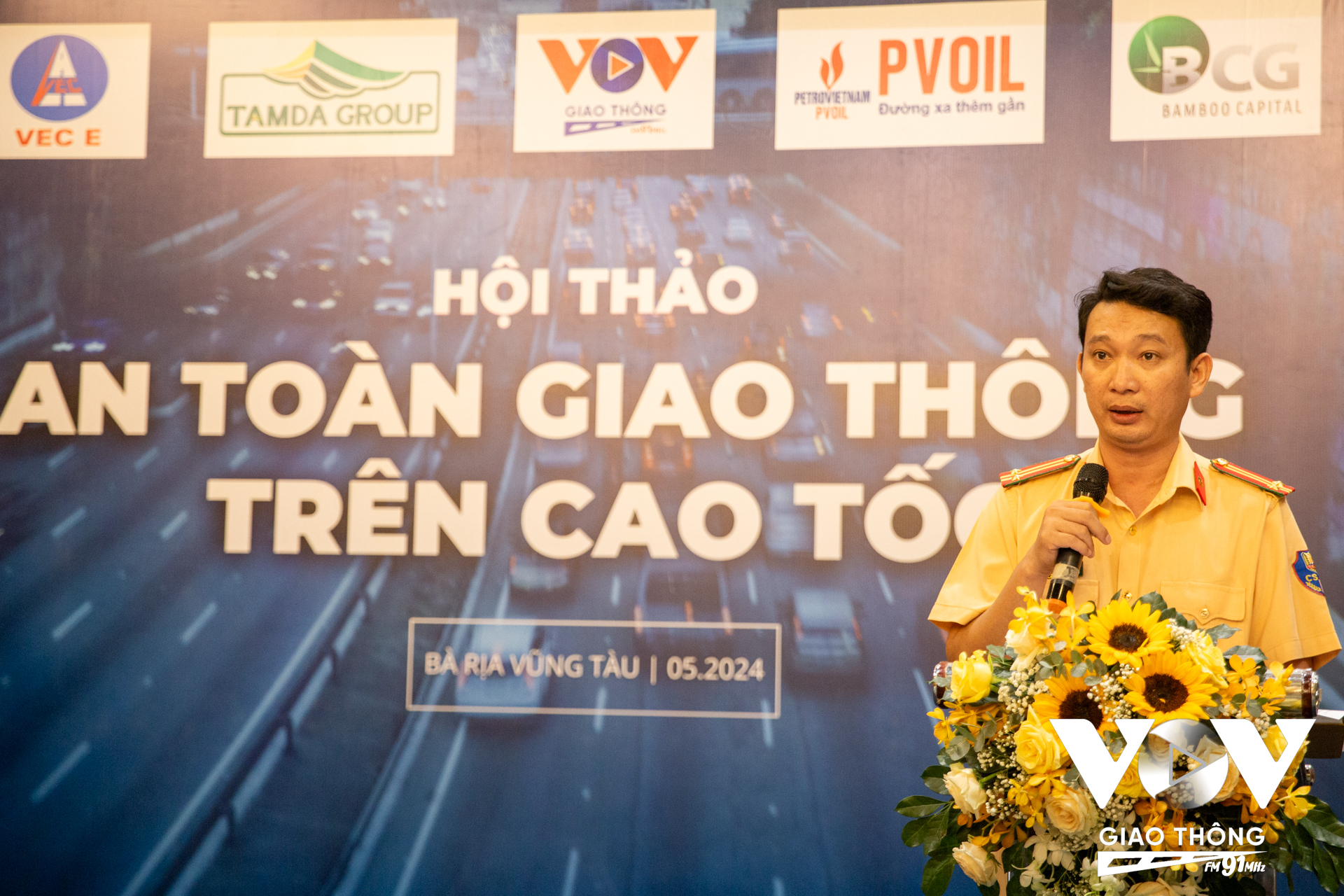 Thượng tá Hoàng Sơn Ca - Phó trưởng phòng Hướng dẫn tuần tra kiểm soát giao thông đường bộ, đường sắt- Cục CSGT- Bộ Công an