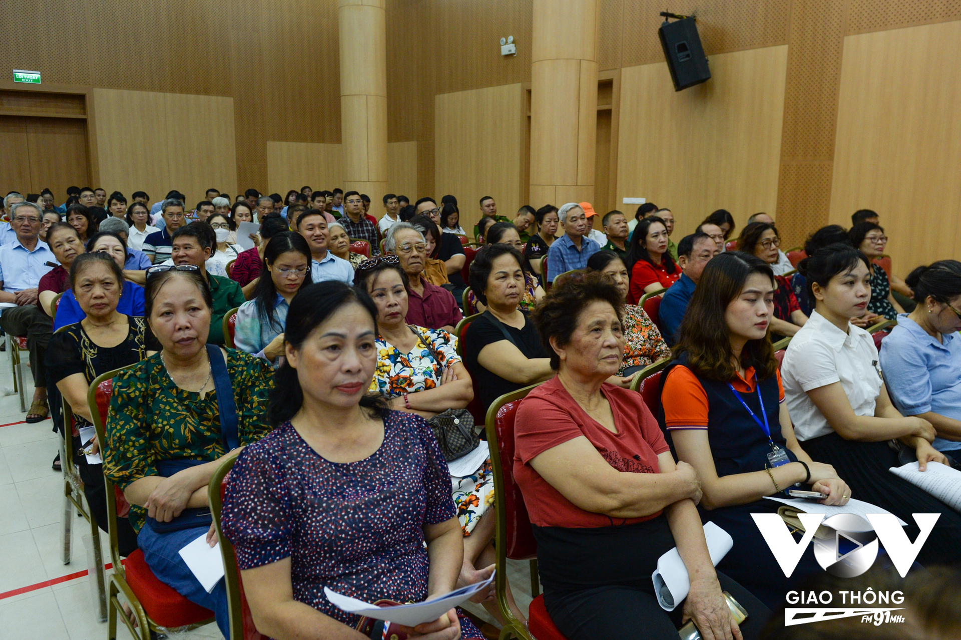 Cán bộ tổ dân phố, khu dân cư của các phường trên địa bàn quận Hoàn Kiếm dự hội nghị