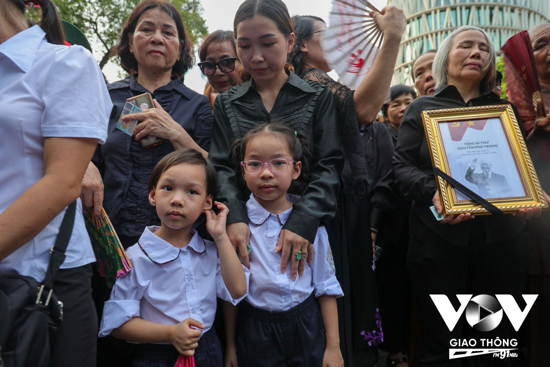 Ai cũng bày tỏ sự tiếc thương và mong vào viếng Tổng Bí thư Nguyễn Phú Trọng.