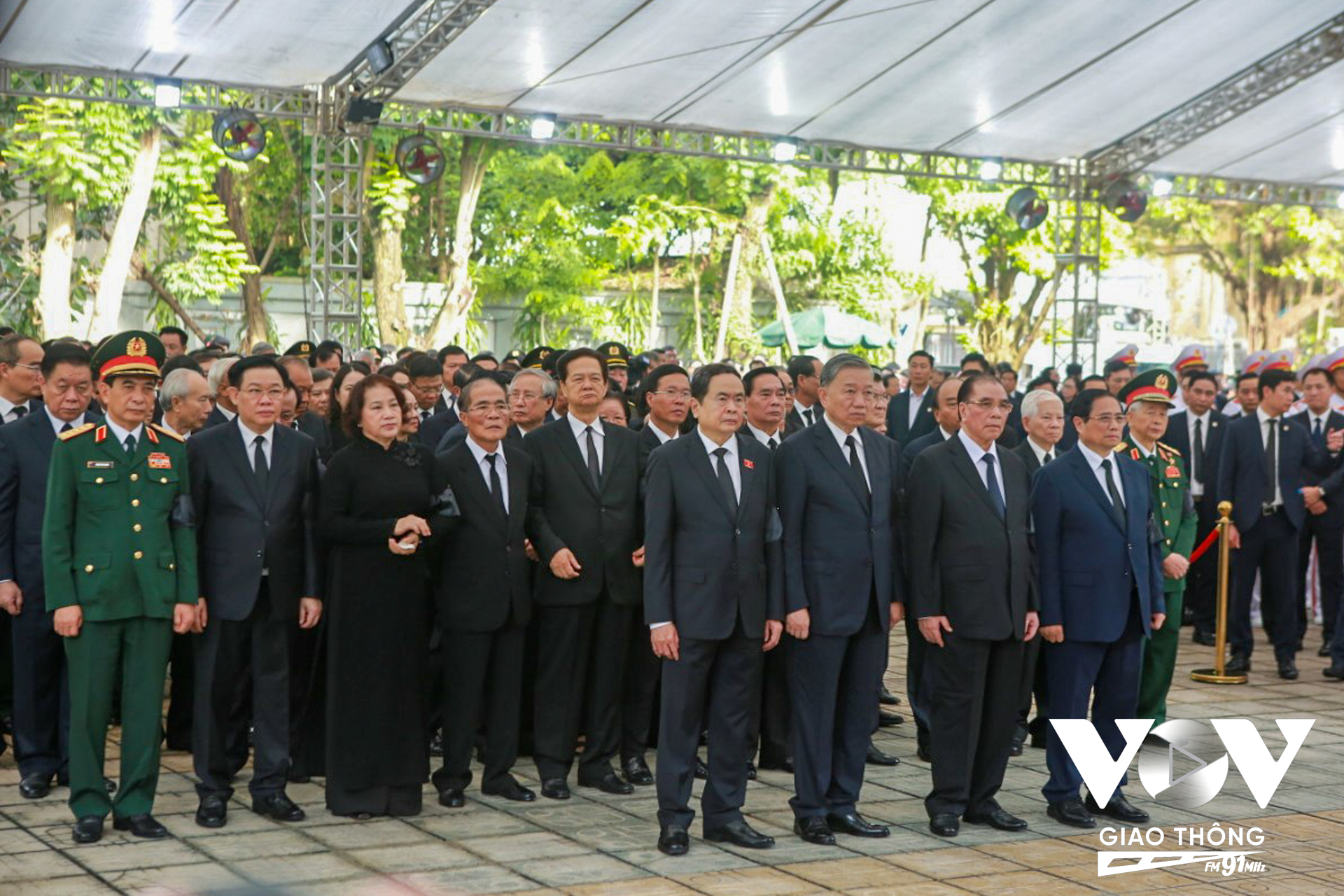 Đoàn Ban Chấp hành Trung ương Đảng Cộng sản Việt Nam do Chủ tịch nước Tô Lâm làm trưởng đoàn, kính viếng Tổng Bí thư Nguyễn Phú Trọng