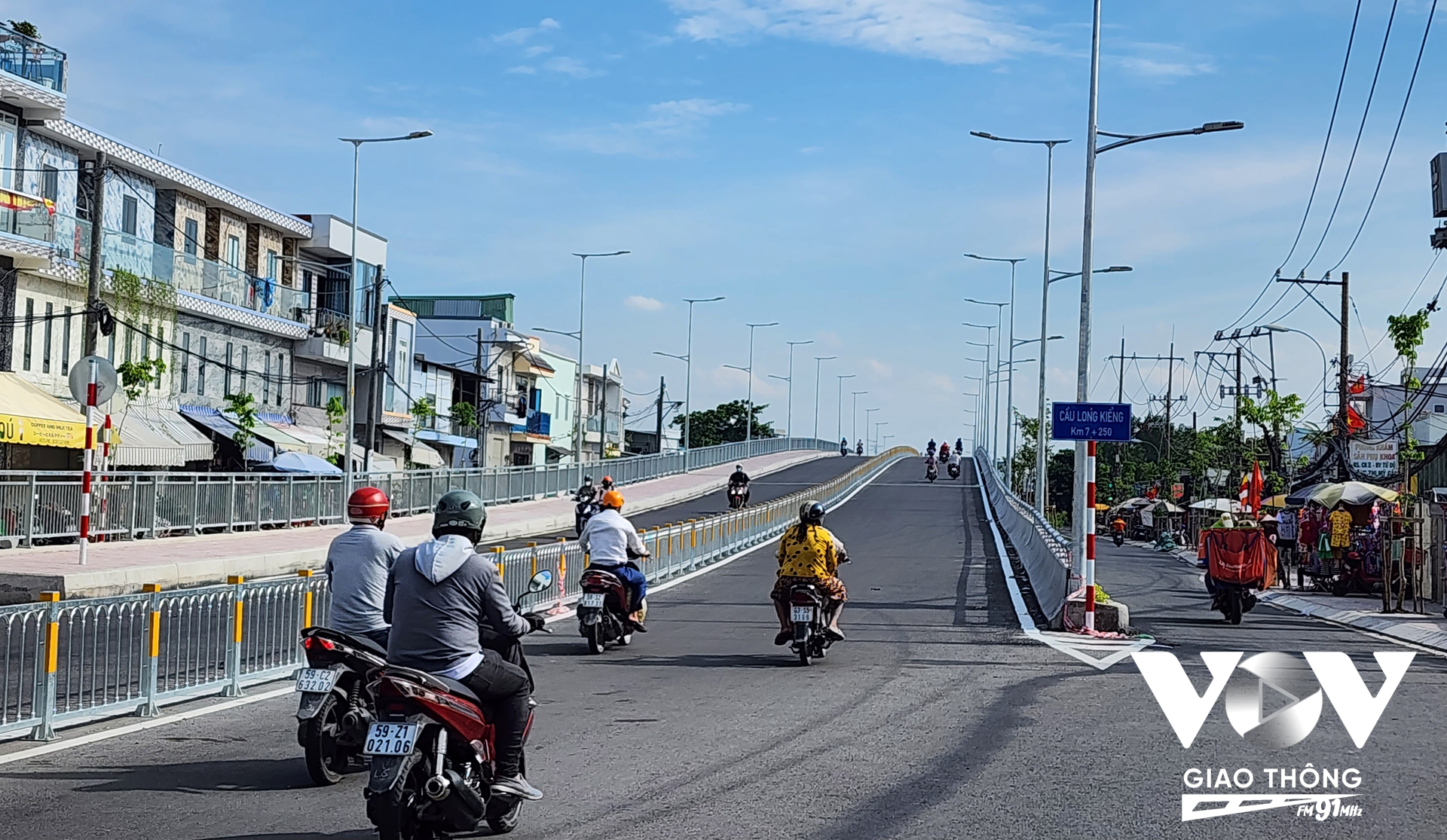 Cầu Long Kiểng nối 2 xa Nhơn Đức - Phước Kiển vừa thông xe ngày ngày 08/9/2023