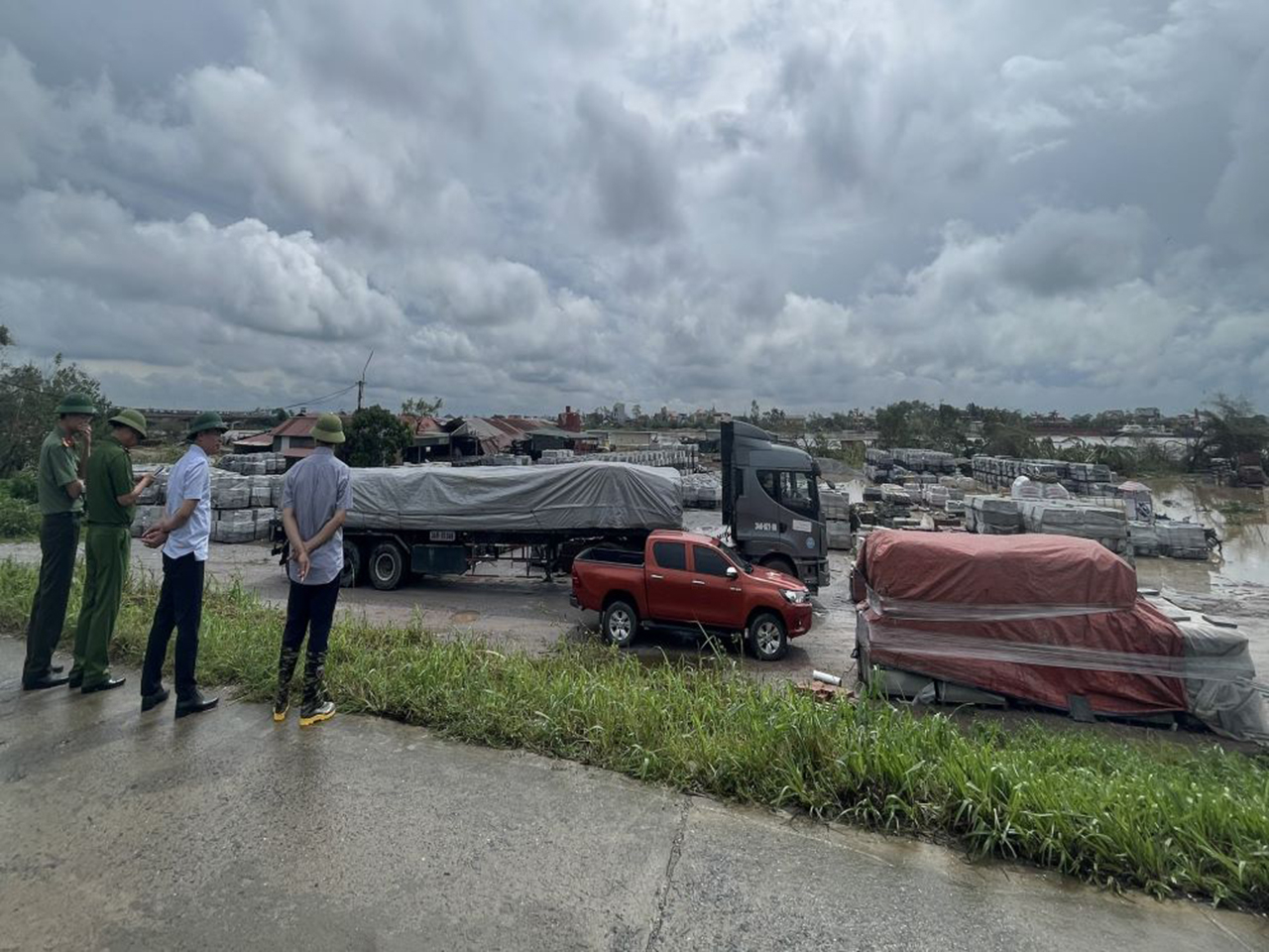 Công an tỉnh Hải Dương tăng cường tuần tra, kiểm soát, rà soát, đánh giá toàn bộ hệ thống cầu, cống trên địa bàn - Ảnh Báo Lao Động