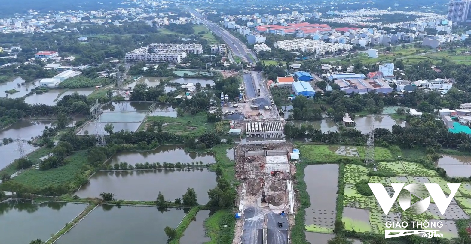 Dự án mở rộng QL50 có chiều dài khoảng 6,92km tổng mức đầu tư gần 1.500 tỉ đồng dự án được khởi công cuối năm 2022, dự kiến hoàn thành vào cuối năm 2024.