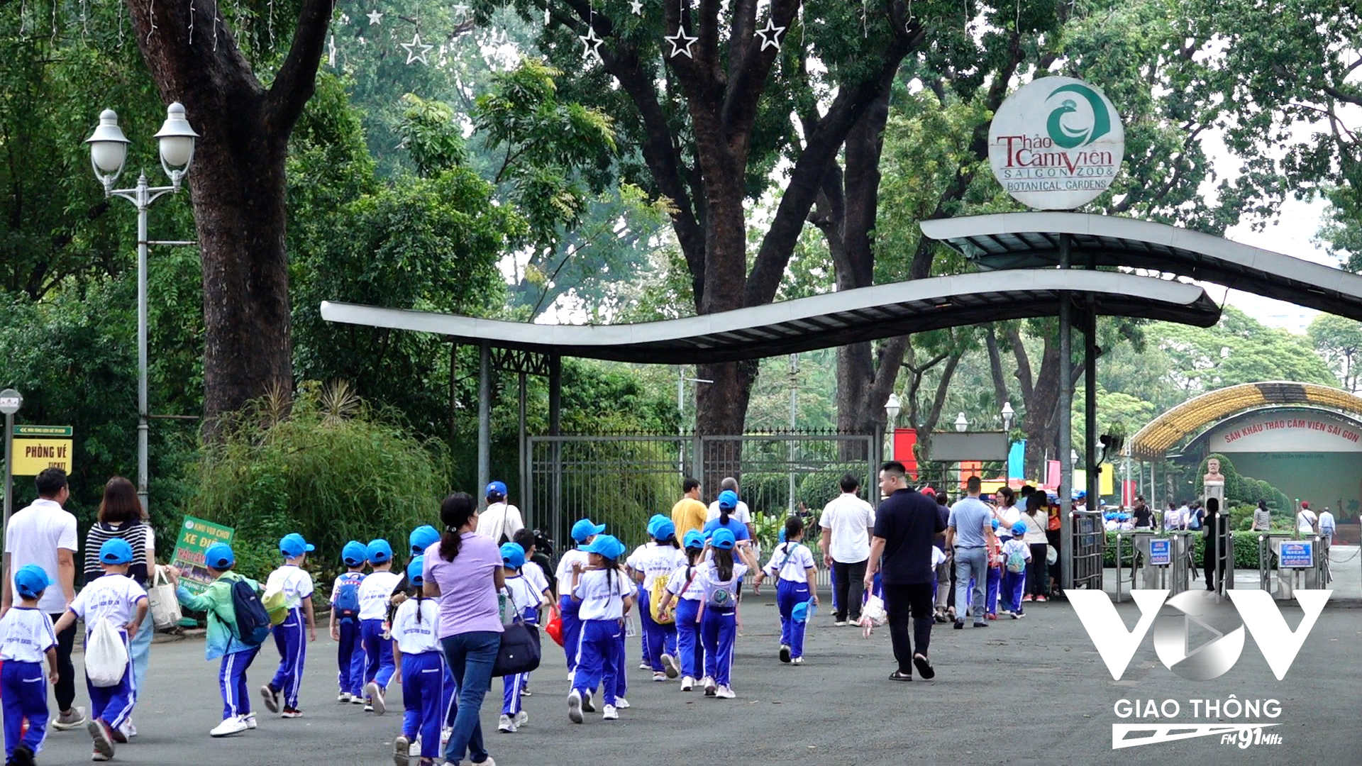 Chuyến đi học mà chơi