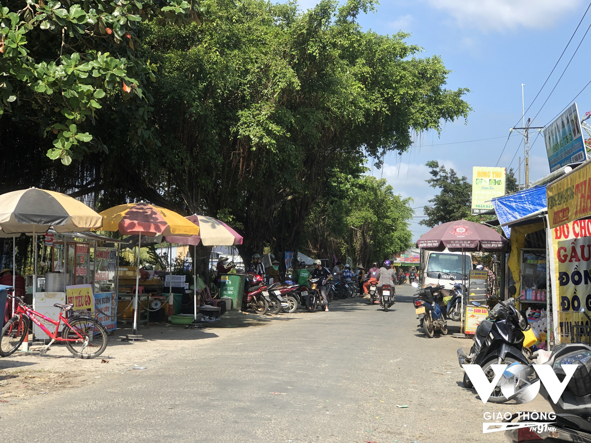 Hiện giờ, chuột đồng trở nên hiếm khi vụ lúa mới bắt đầu và càng ít người bán, kén người ăn