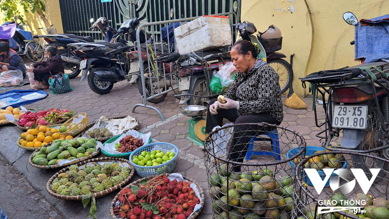 Trong bối cảnh công nghệ thông tin phát triển, việc ứng dụng chuyển đổi số trong quản lý an toàn thực phẩm, nhanh chóng ứng dụng nền tảng công nghệ số, mã vạch… sẽ giúp người tiêu dùng dễ dàng truy xuất nguồn gốc, tiêu chuẩn chất lượng thực phẩm